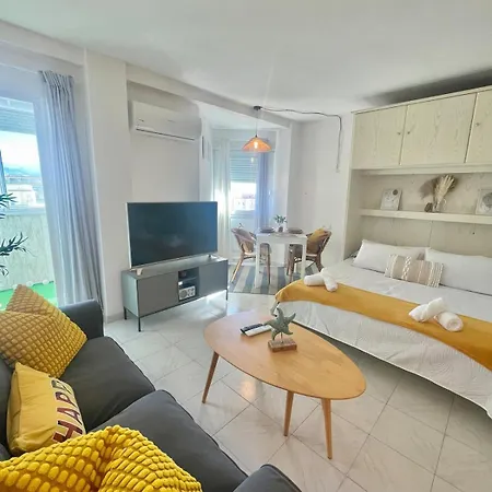 Modern With Ocean Views Apartment Torre Del Mar