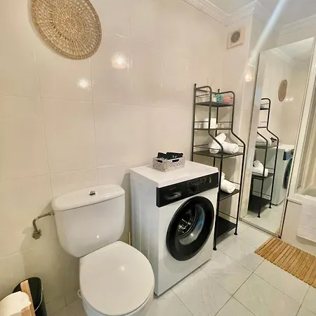 Modern With Ocean Views Apartamento *